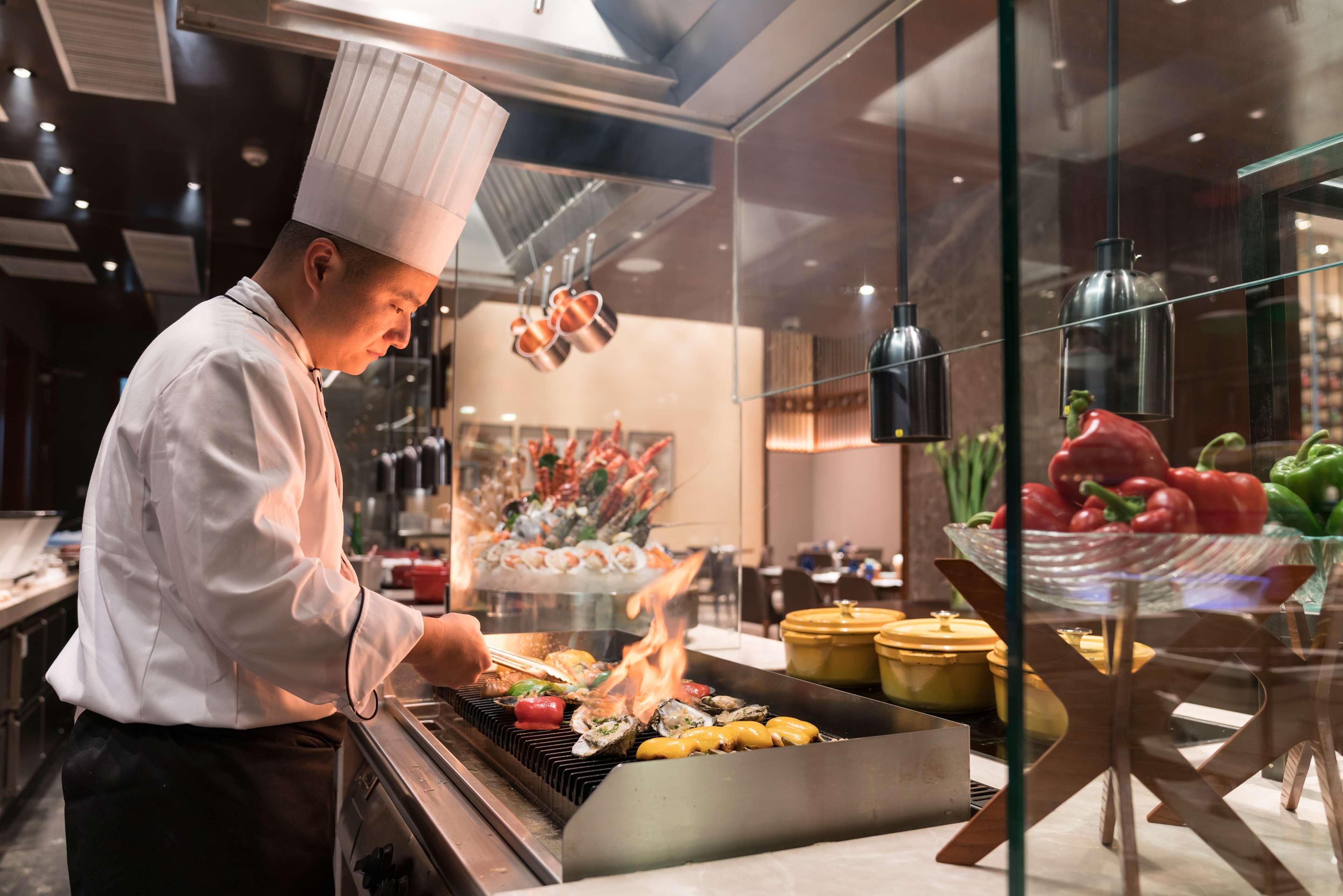 Doubletree By Hilton Hotel Shiyan Sijan Kültér fotó